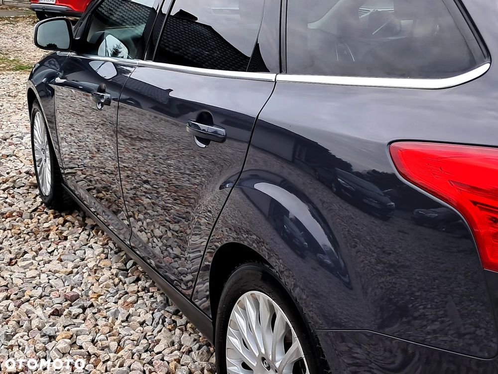 Ford Focus 1.6 Titanium - 6
