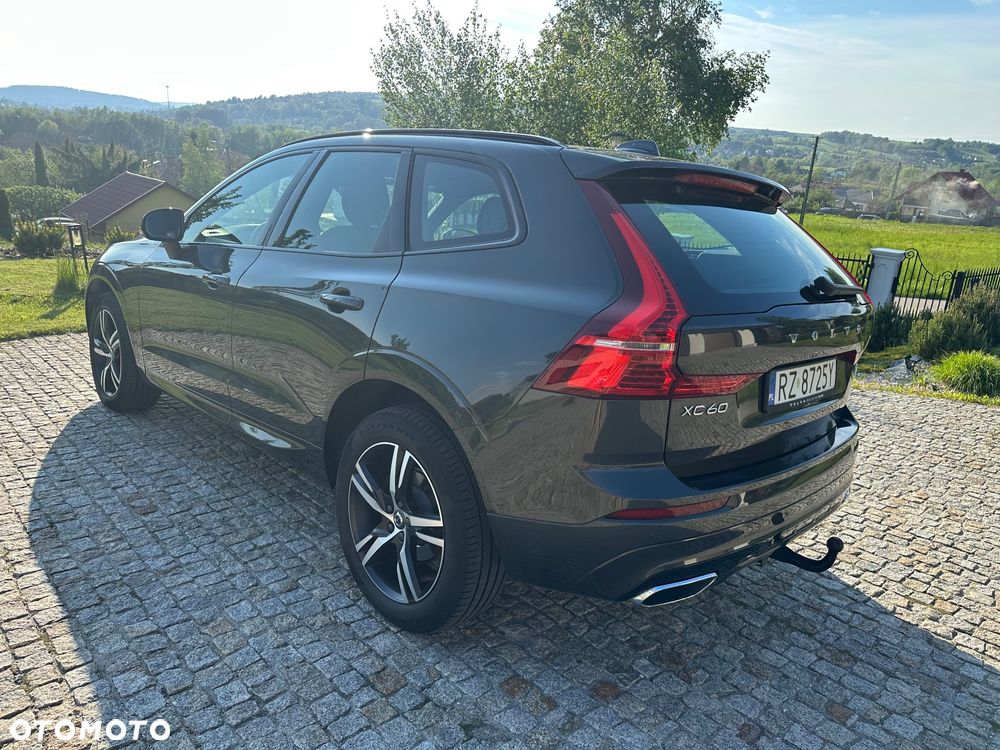 Volvo XC 60 D4 SCR R-Design - 4