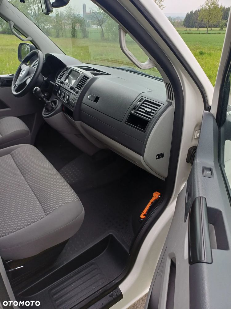 Volkswagen Transporter - 17