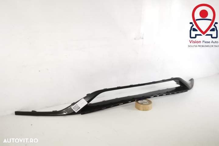 Ornament Fusta Spoiler Bara Fata Original In Stare Buna Facelift 2021 - 2