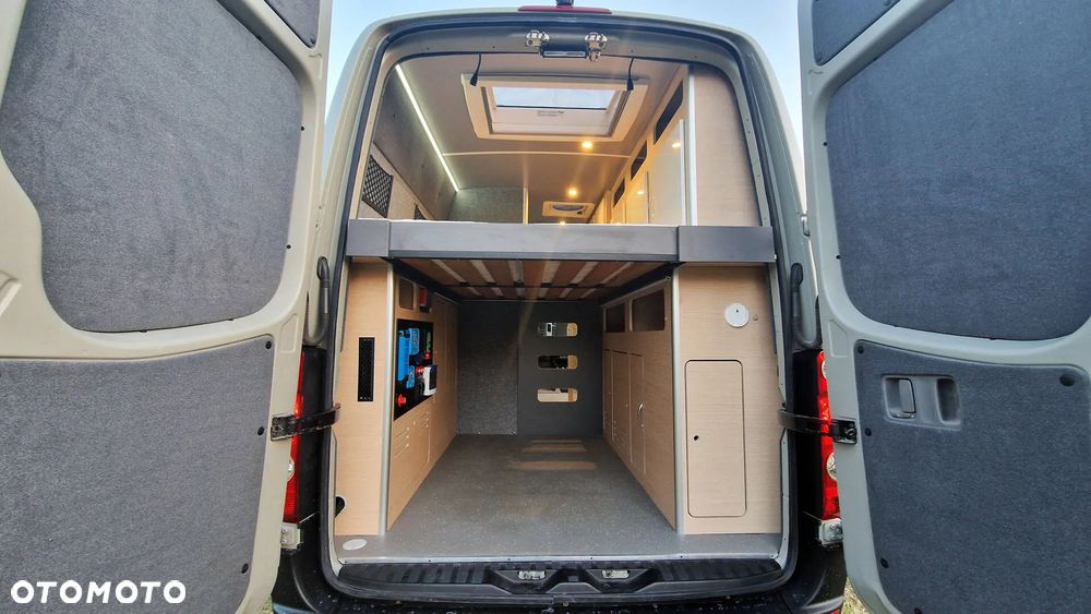 Volkswagen Crafter - 25