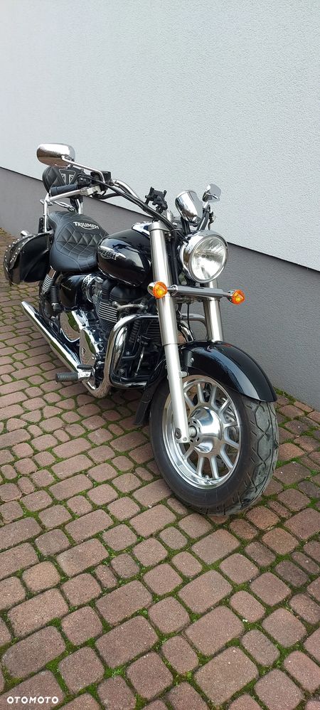 Triumph America - 4