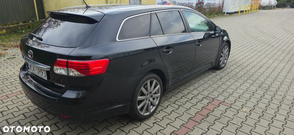 Toyota Avensis 2.2 D-4D Prestige NAVI - 4