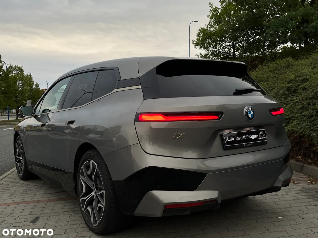 BMW iX xDrive40 - 8