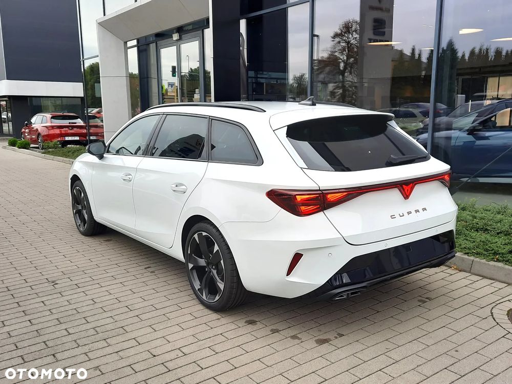 Cupra Leon Sportstourer - 3