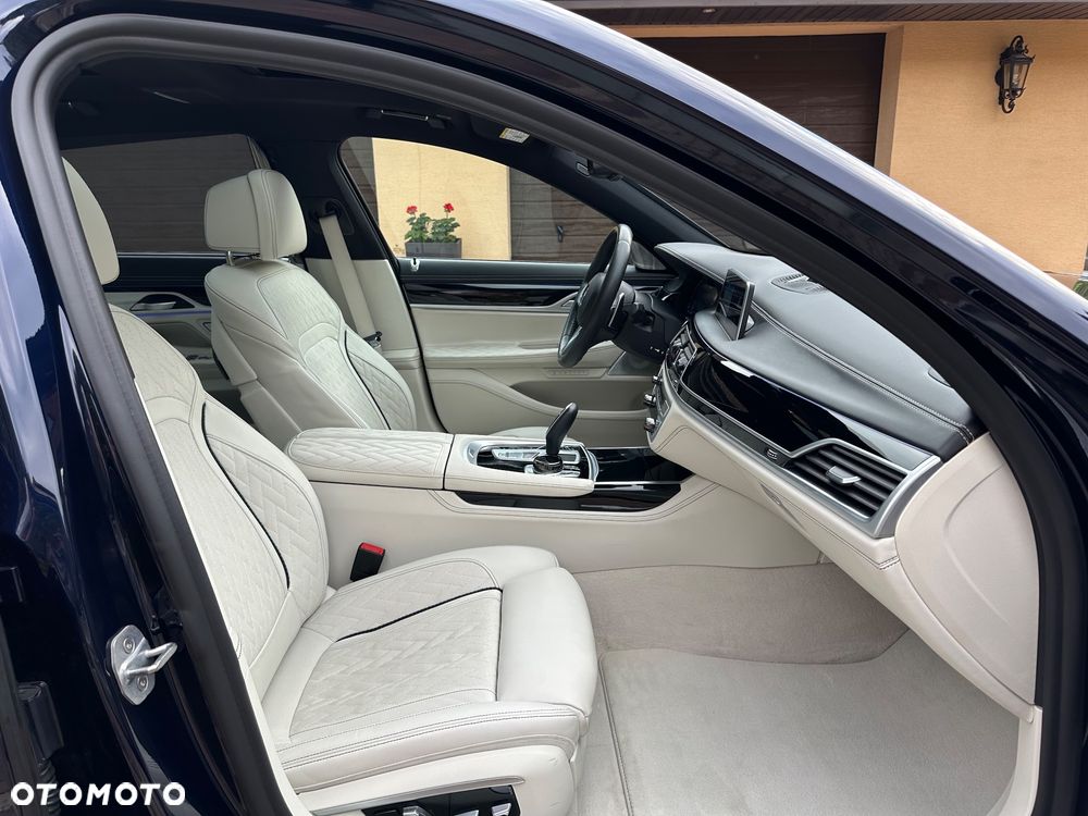 BMW Seria 7 745Le xDrive - 20