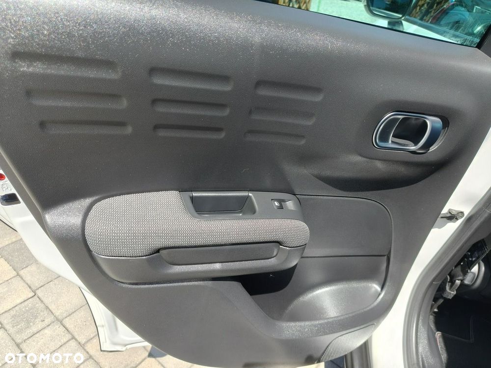 Citroën C3 Aircross BlueHDI 110 Stop & Start YOU - 23