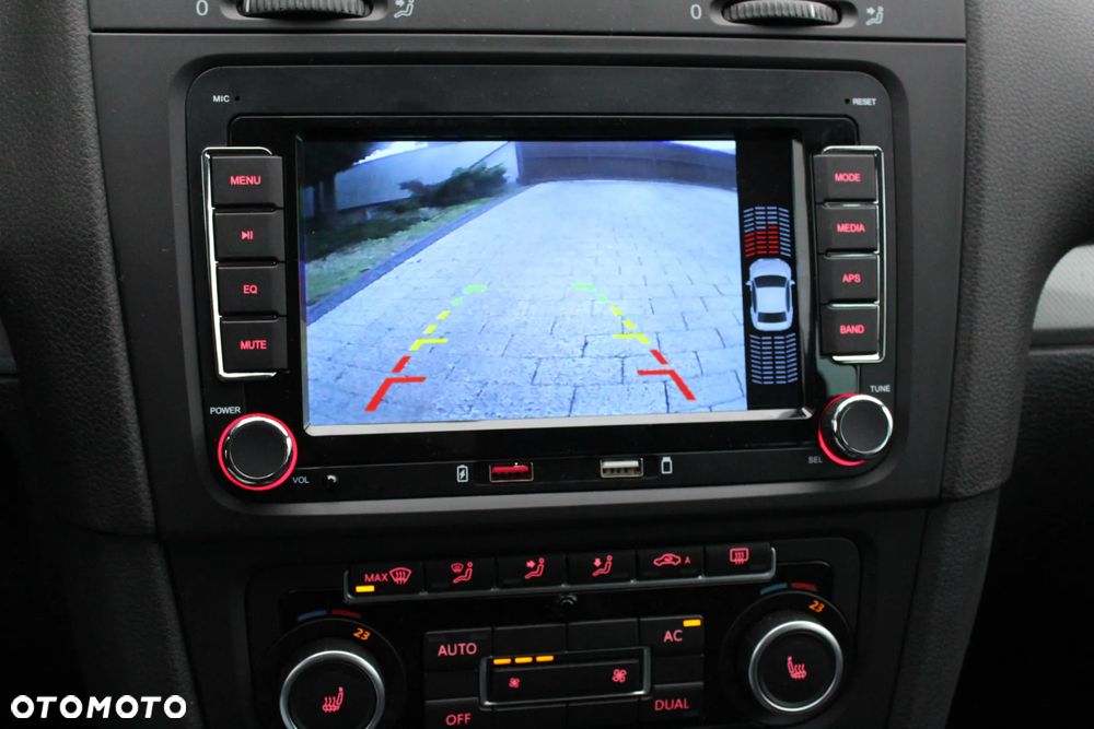 Volkswagen Golf 1.2 TSI BlueMotion Technology MATCH - 18