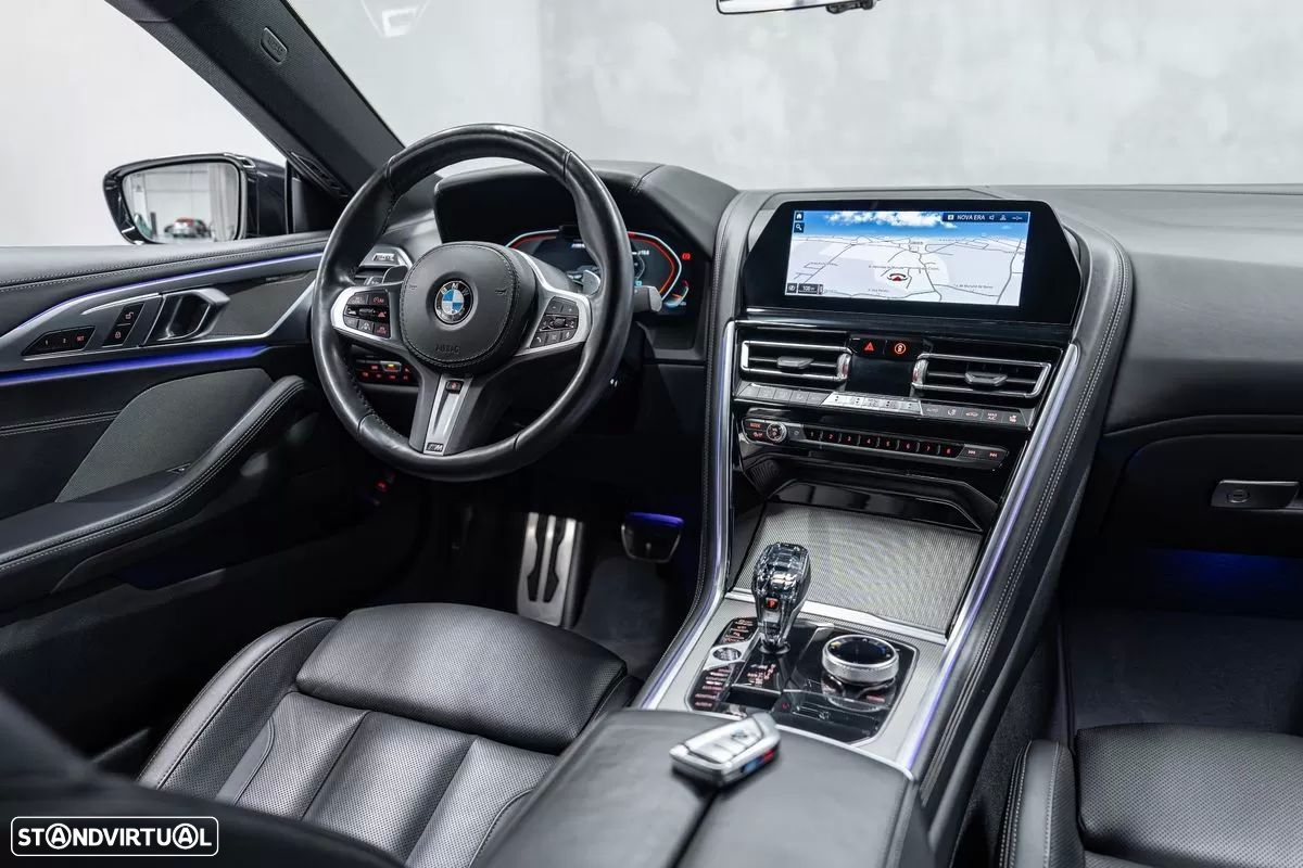 BMW M850i xDrive - 16