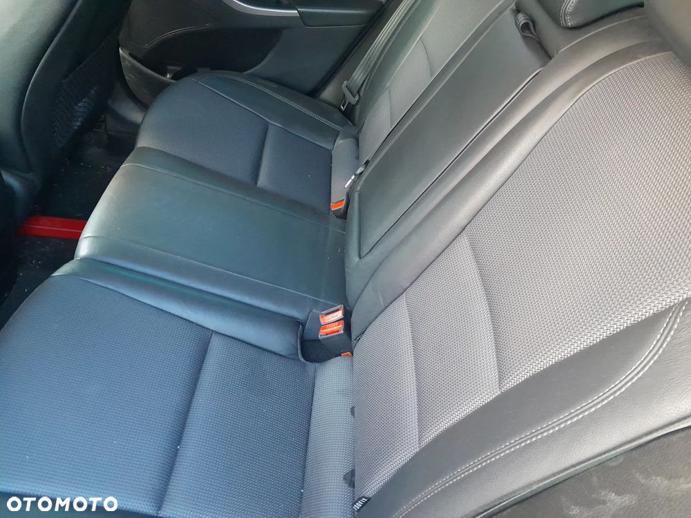 Hyundai i30 blue 1.6 GDI Passion - 17