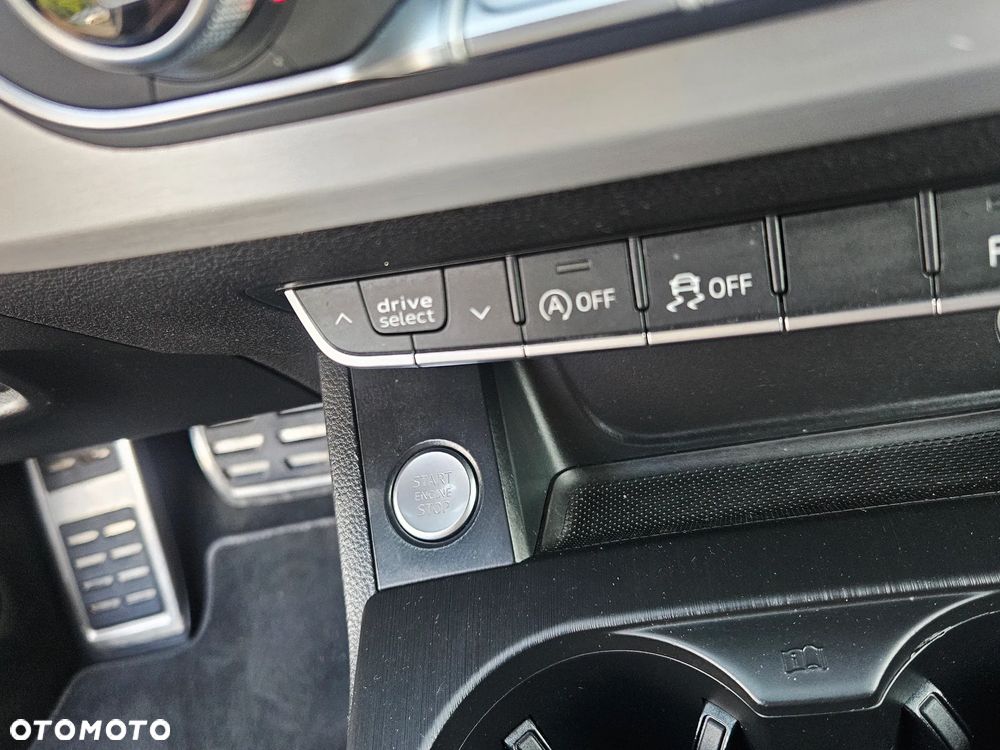 Audi A4 Avant 2.0 TDI Sport S tronic - 39