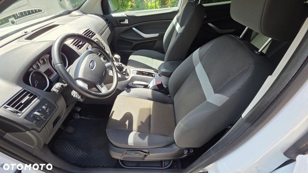 Ford Kuga 2.0 TDCi 4x4 Individual - 6