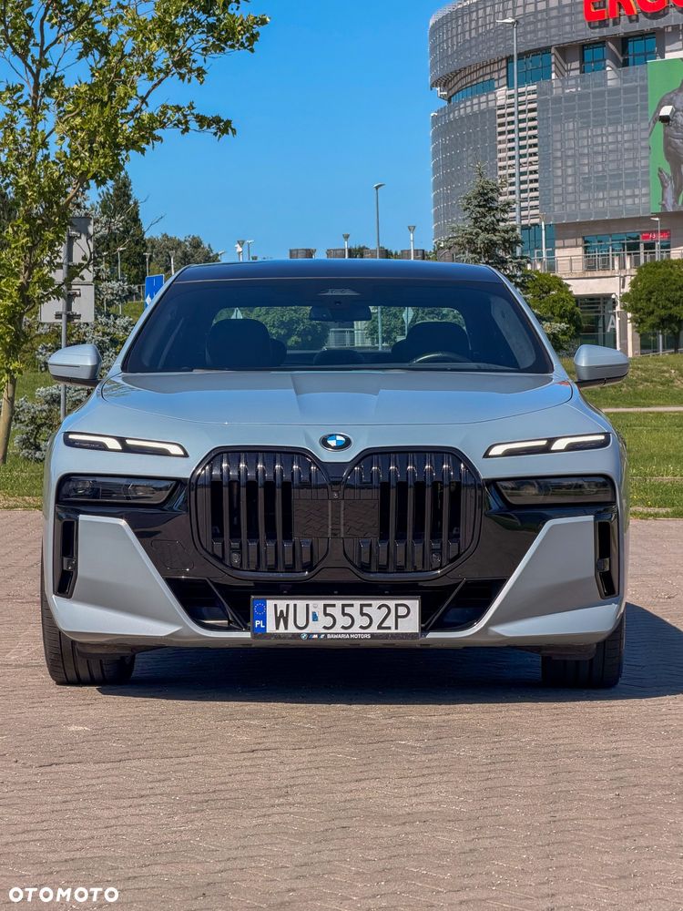 BMW Seria 7 730d xDrive mHEV - 1