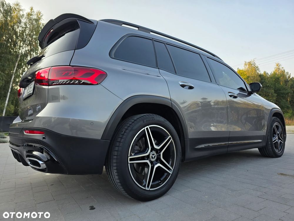 Mercedes-Benz GLB - 18