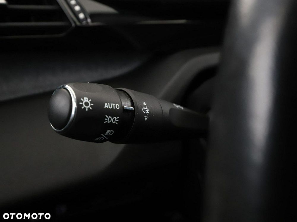 Peugeot 308 1.6 Hybrid PHEV Allure Pack EAT8 - 39