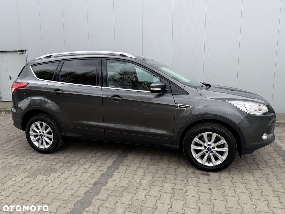 Ford Kuga 1.5 EcoBoost 2x4 Titanium - 13