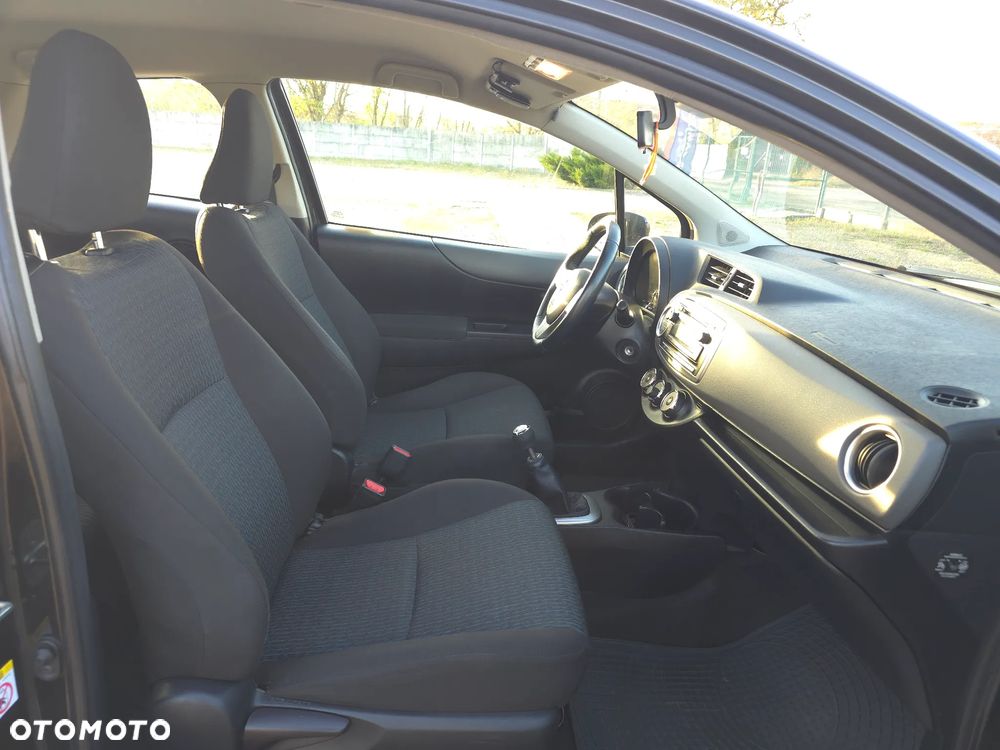 Toyota Yaris 1.0 Luna - 14