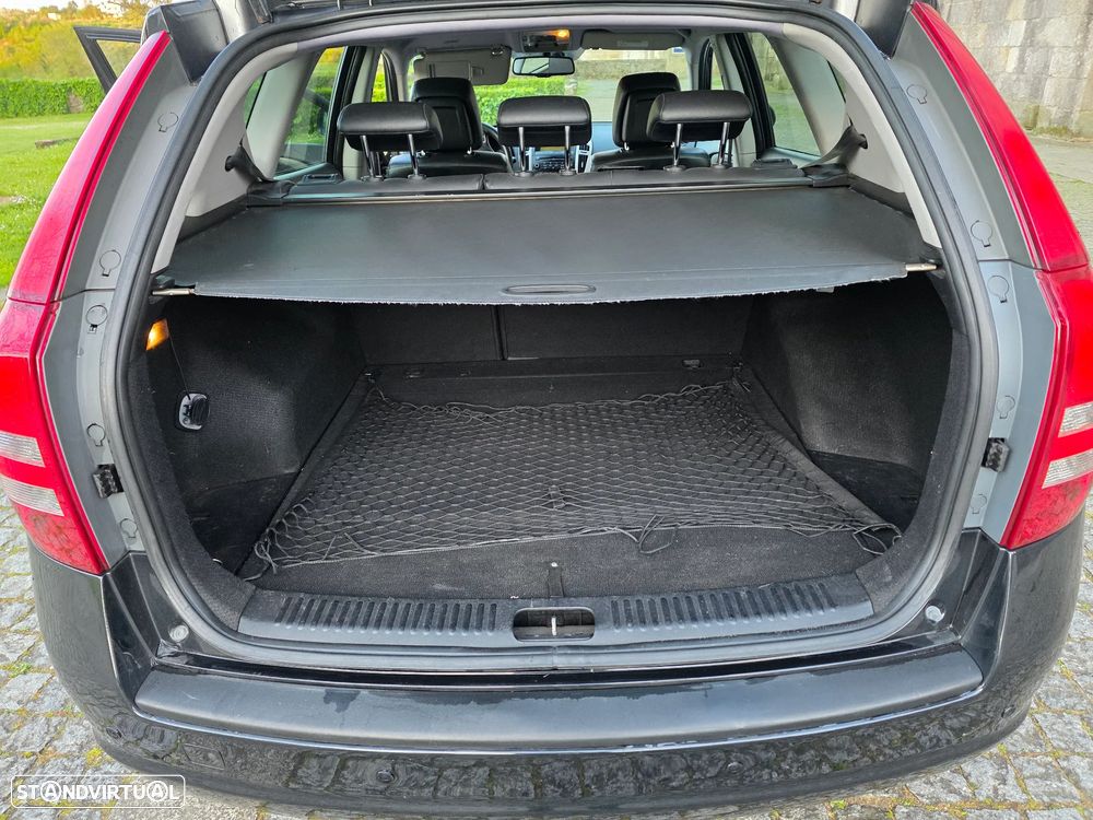 Kia Ceed SW 1.6 CRDi TX - 8