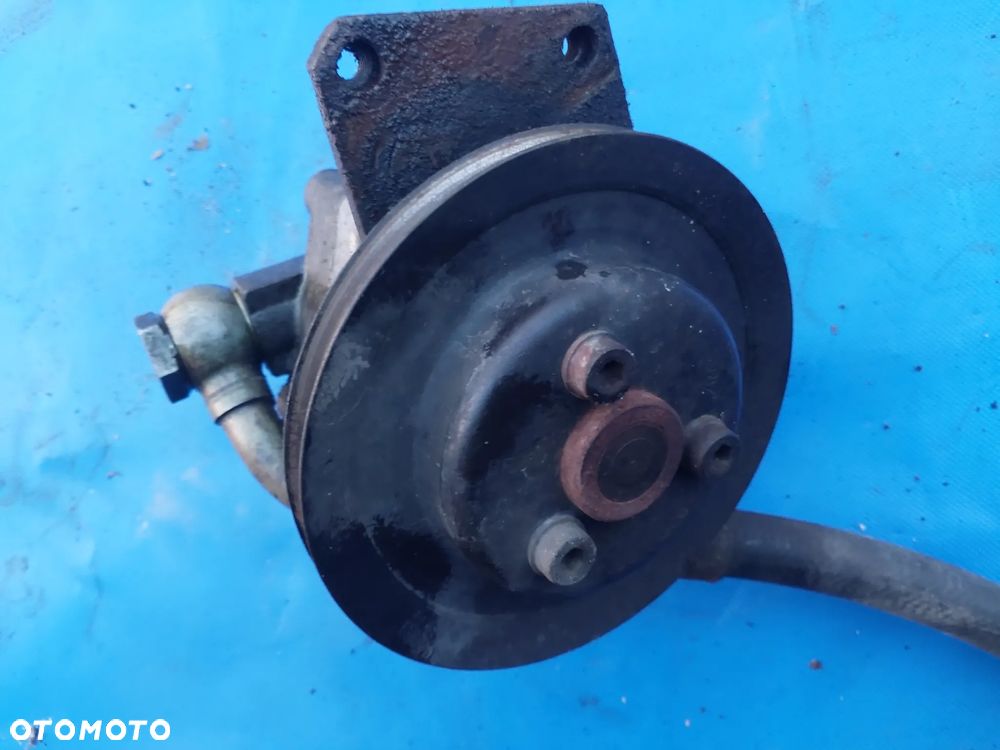 Pompa wspomagania kierownicy Audi 80 B3 B4 050145155A przewód - 4