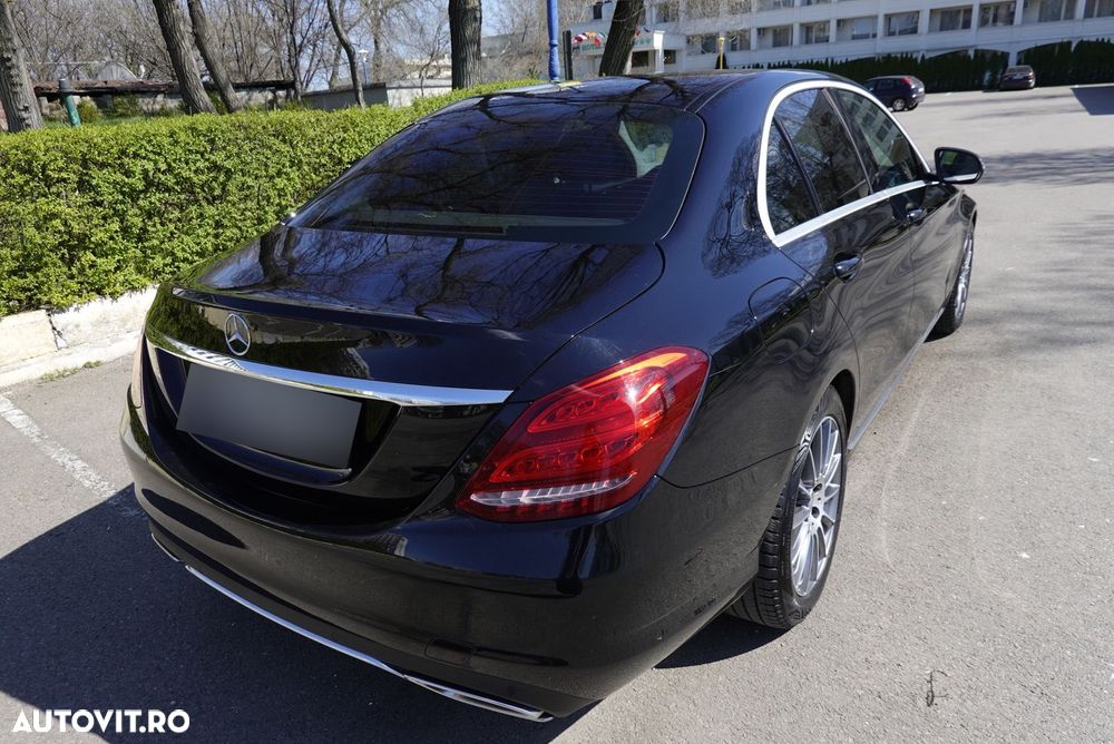 Mercedes-Benz C - 6