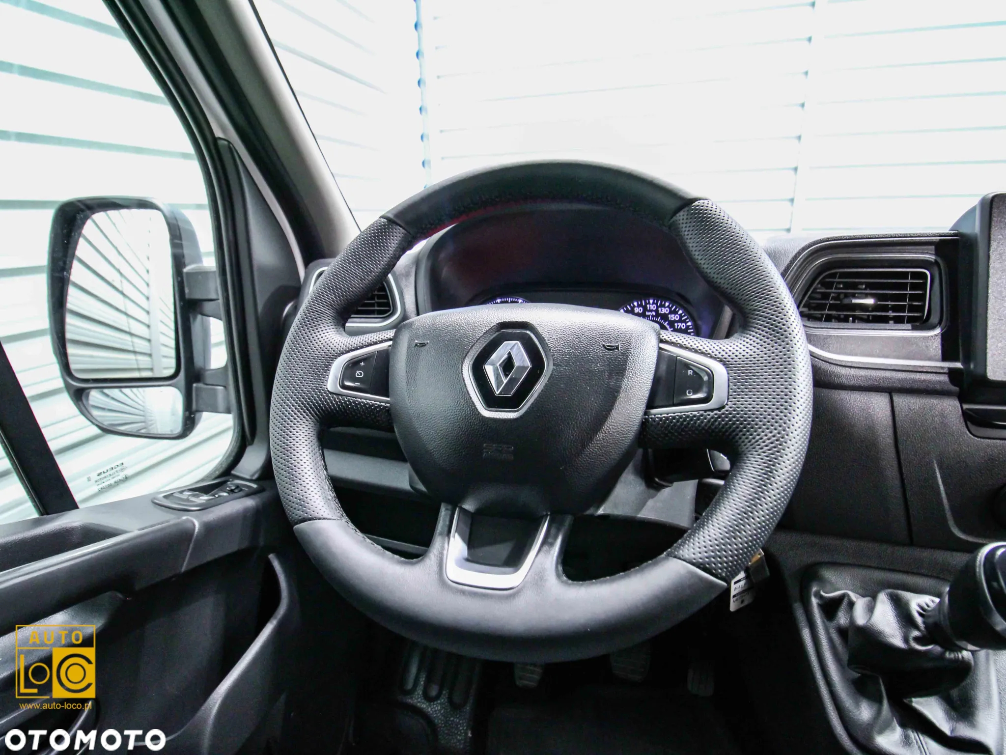 Renault MASTER BRYGADÓWKA 6 OSÓB - 22
