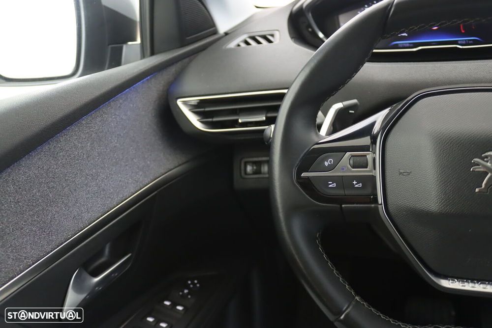 Peugeot 3008 1.5 BlueHDi Allure Pack EAT8 - 11