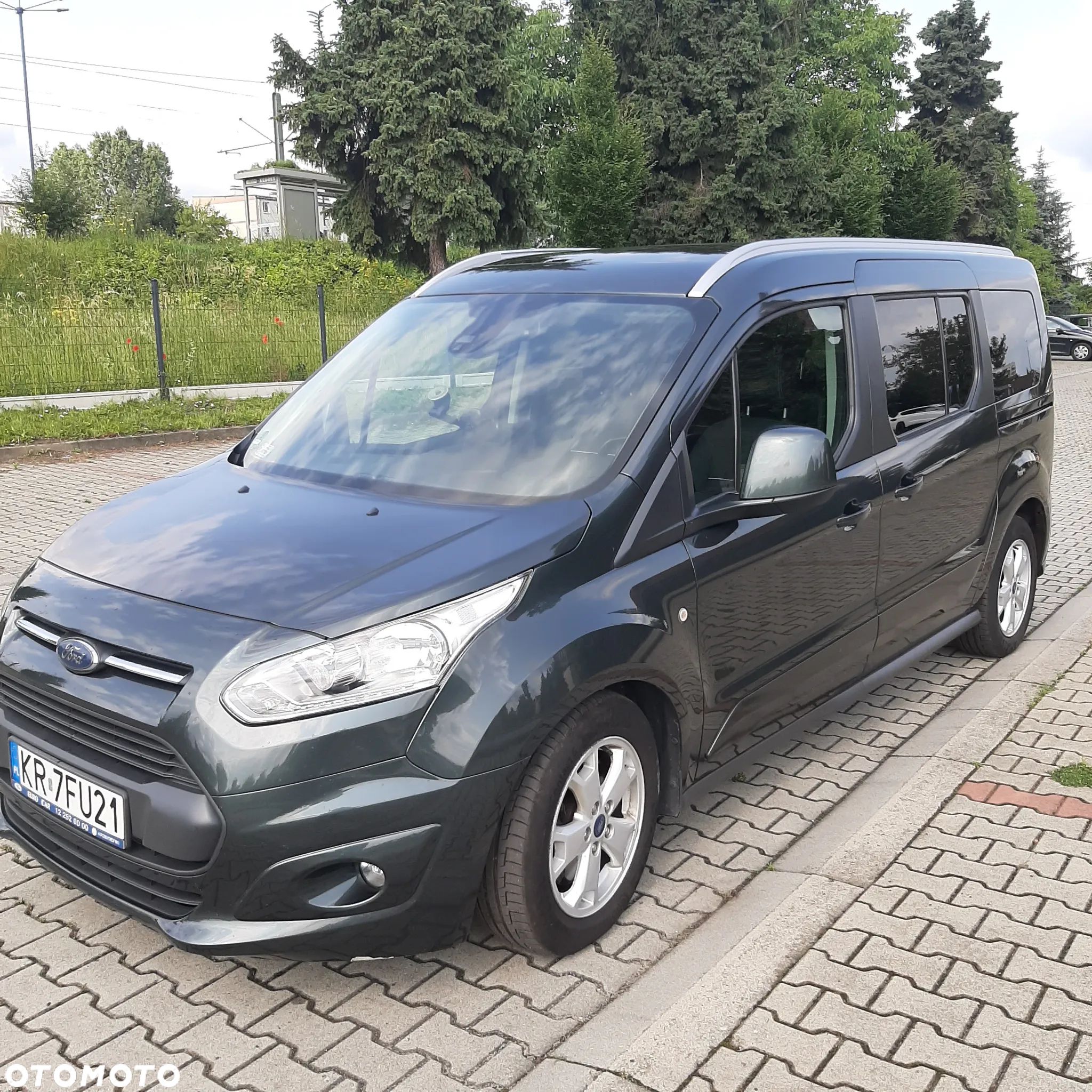 Ford Tourneo Connect Grand - 1