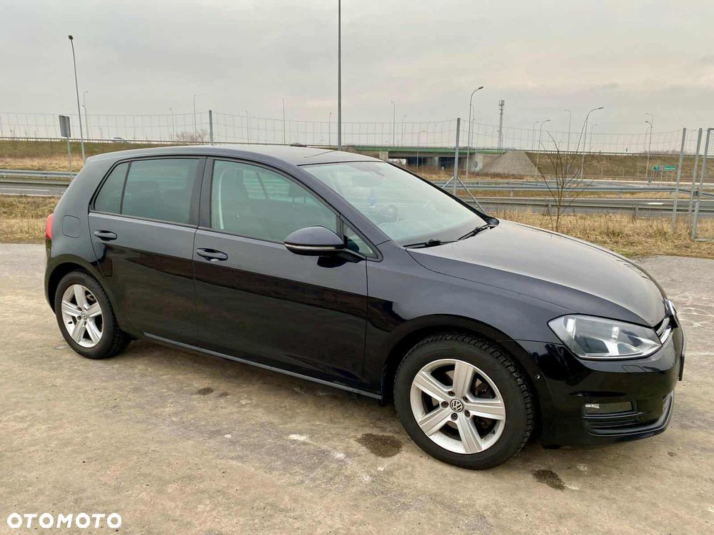Volkswagen Golf 1.6 TDI BlueMotion Technology Comfortline - 4