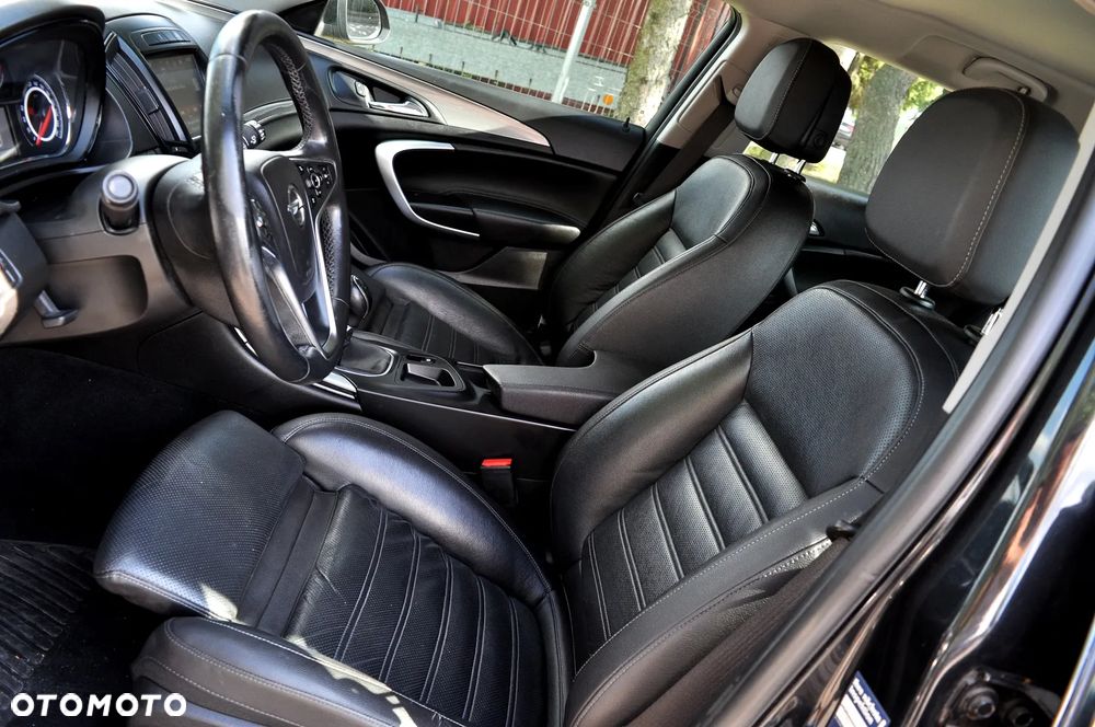 Opel Insignia - 14