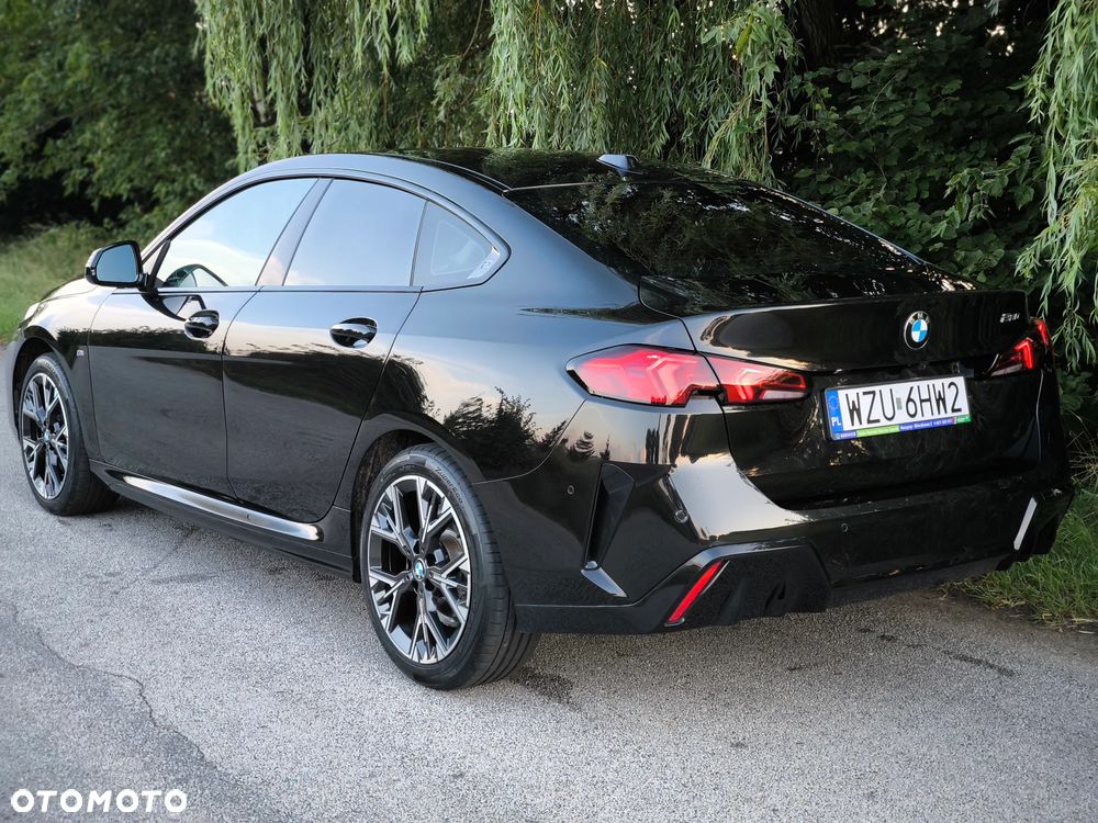 BMW Seria 2 220i mHEV - 6