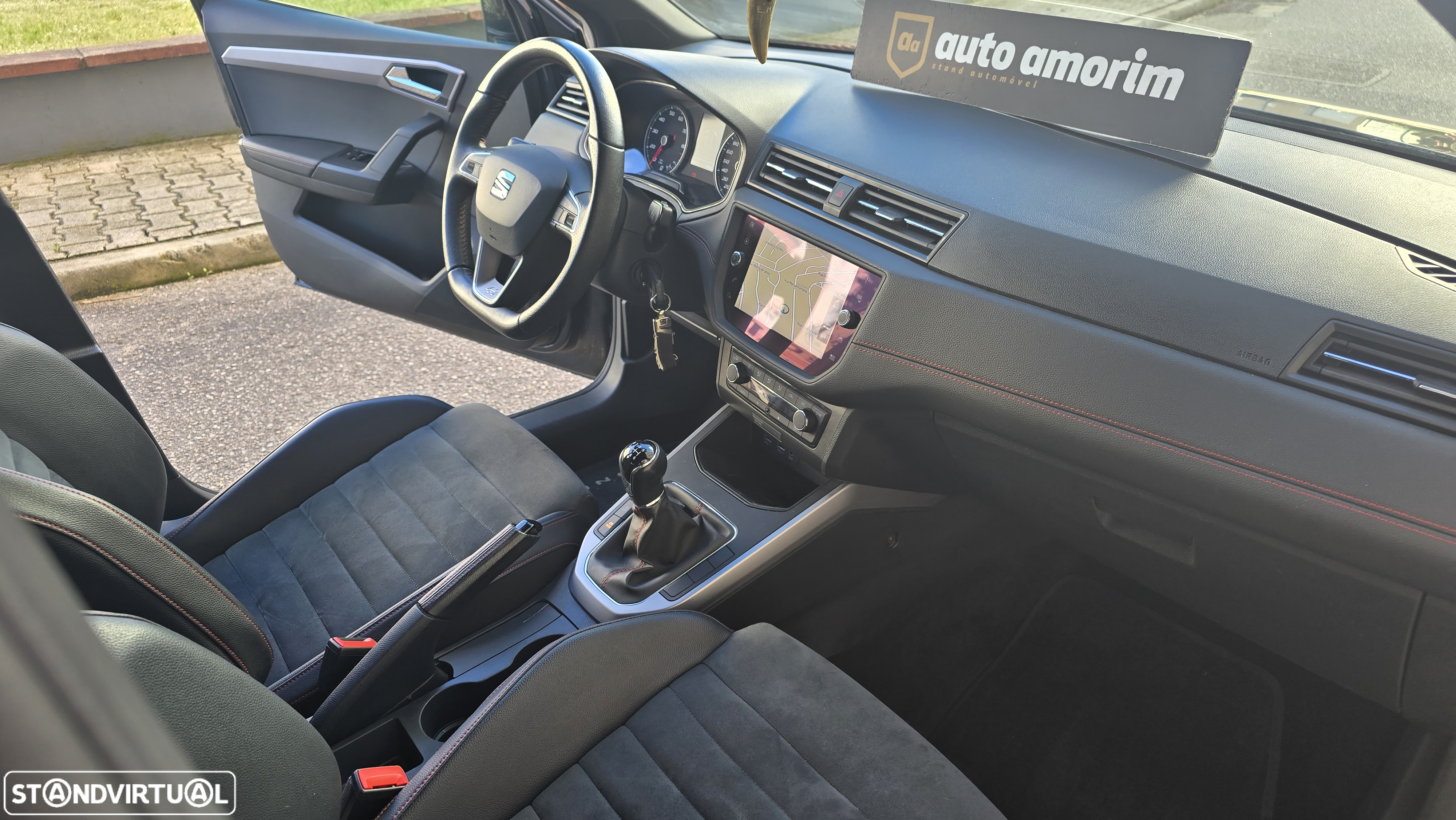 SEAT Arona 1.0 TSI FR - 24