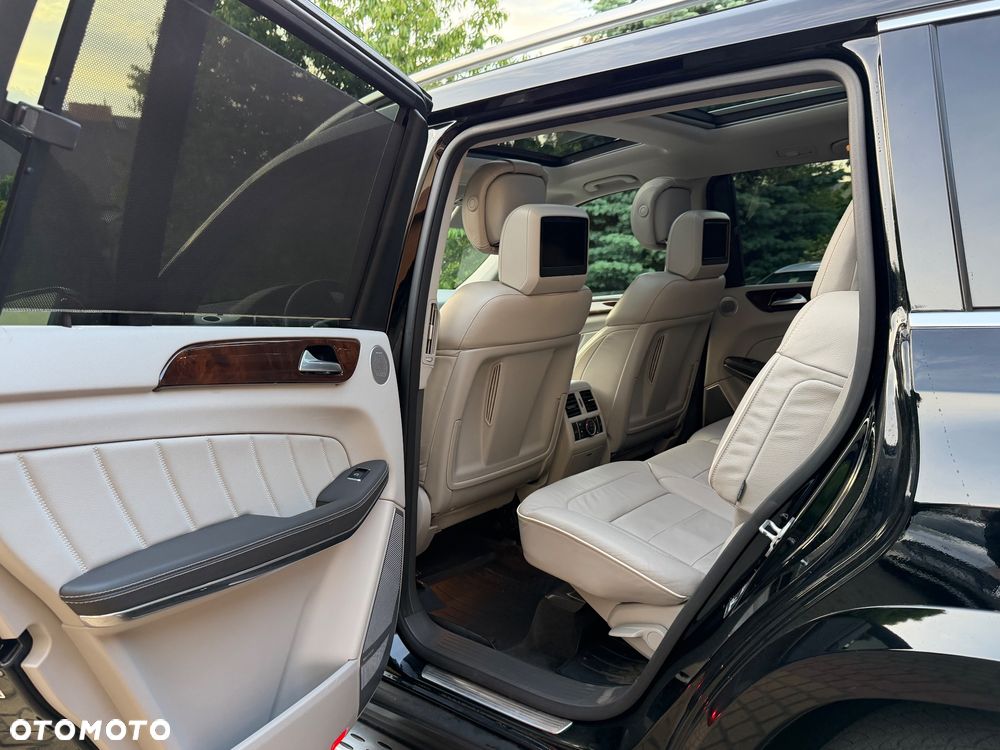 Mercedes-Benz GL 500 4Matic (BlueEFFICIENCY) 7G-TRONIC - 17