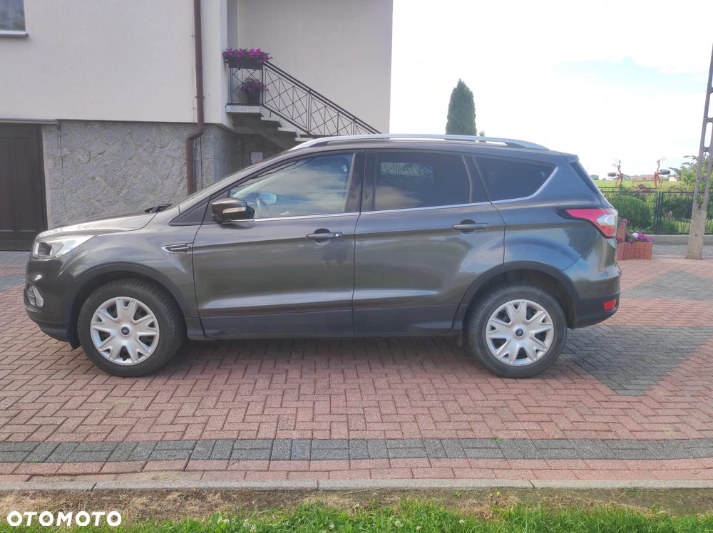 Ford Kuga 1.5 EcoBoost FWD Titanium ASS MMT6 - 3