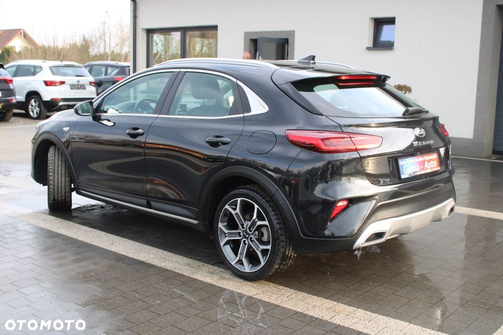 Kia XCeed - 4