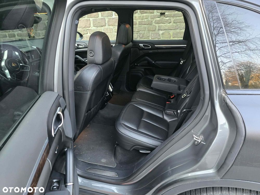 Porsche Cayenne Diesel - 11