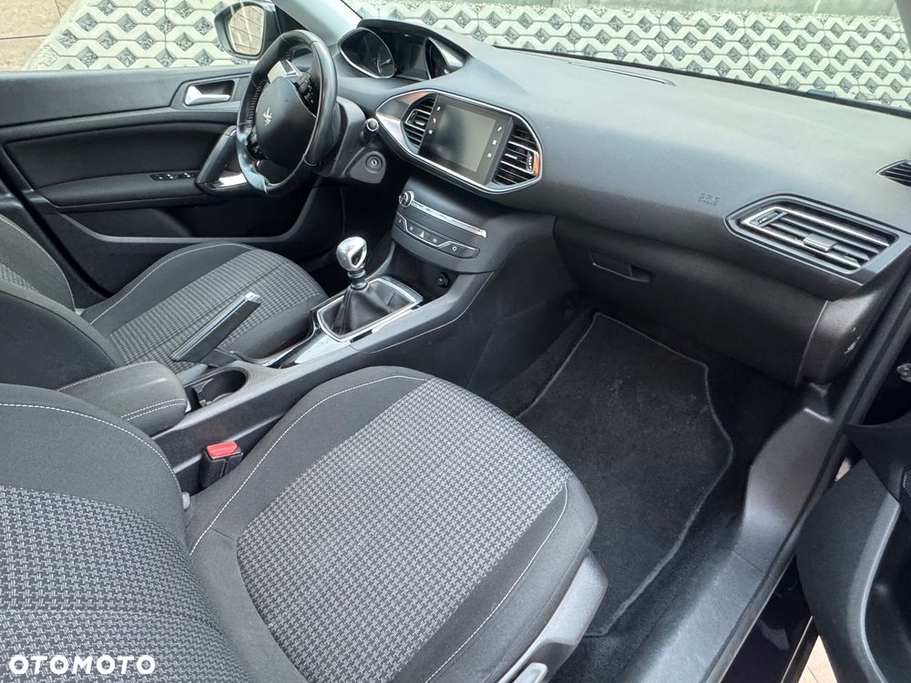 Peugeot 308 1.5 BlueHDi Business Line S&S - 12