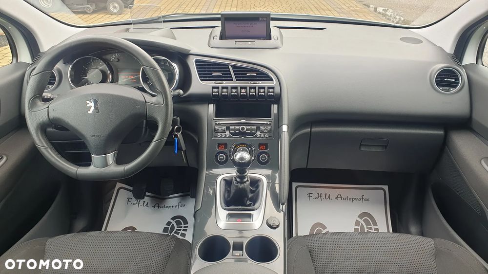 Peugeot 3008 - 12