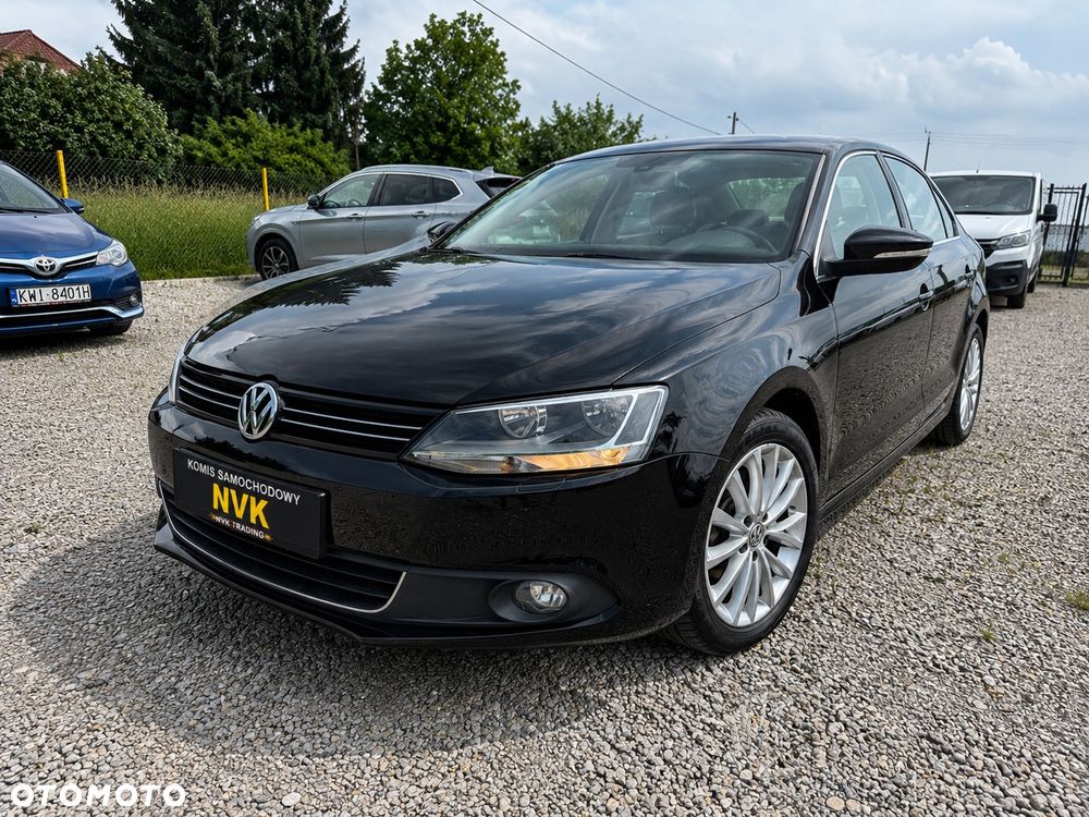 Volkswagen Jetta 1.4 TSI DSG Comfortline - 1
