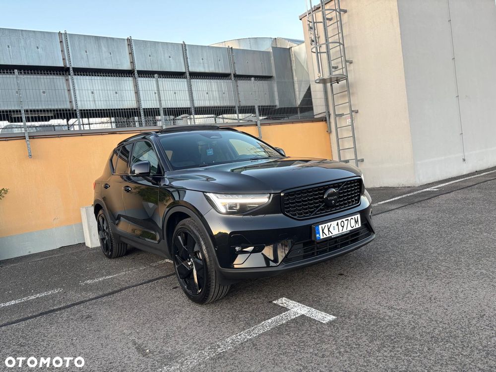Volvo XC 40 B4 Ultra Black Edition - 5