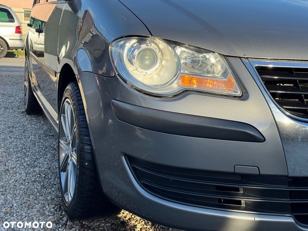 Volkswagen Touran 1.9 TDI DPF Blue Motion Trendline - 13