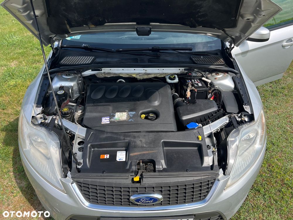 Ford Mondeo 2.0 TDCi Ghia X - 17