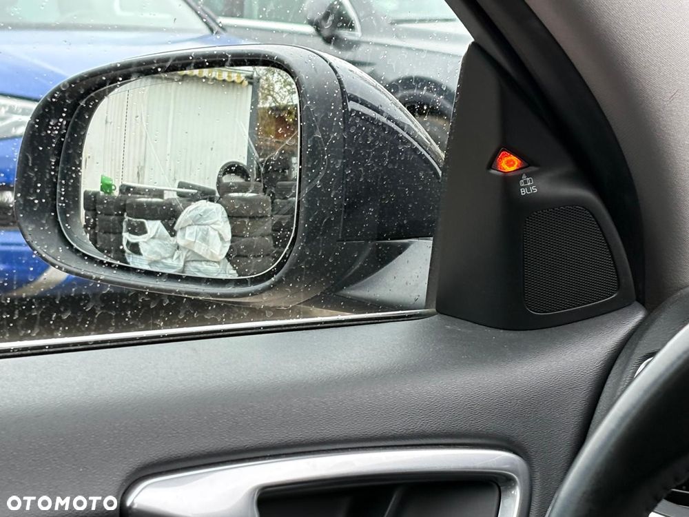 Volvo V60 D3 Summum - 12