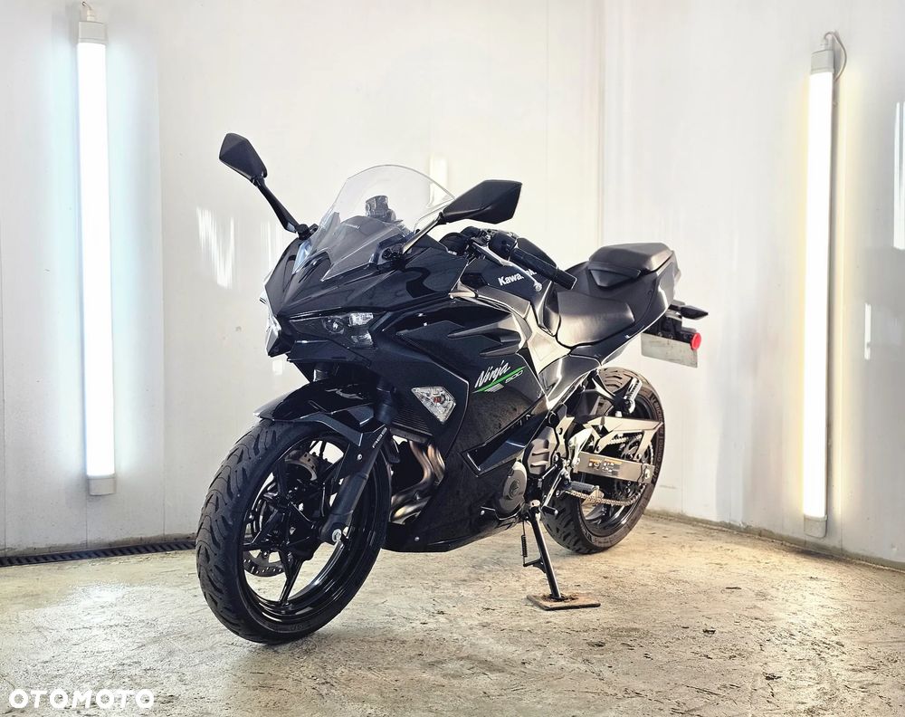Kawasaki Ninja 500 - 2