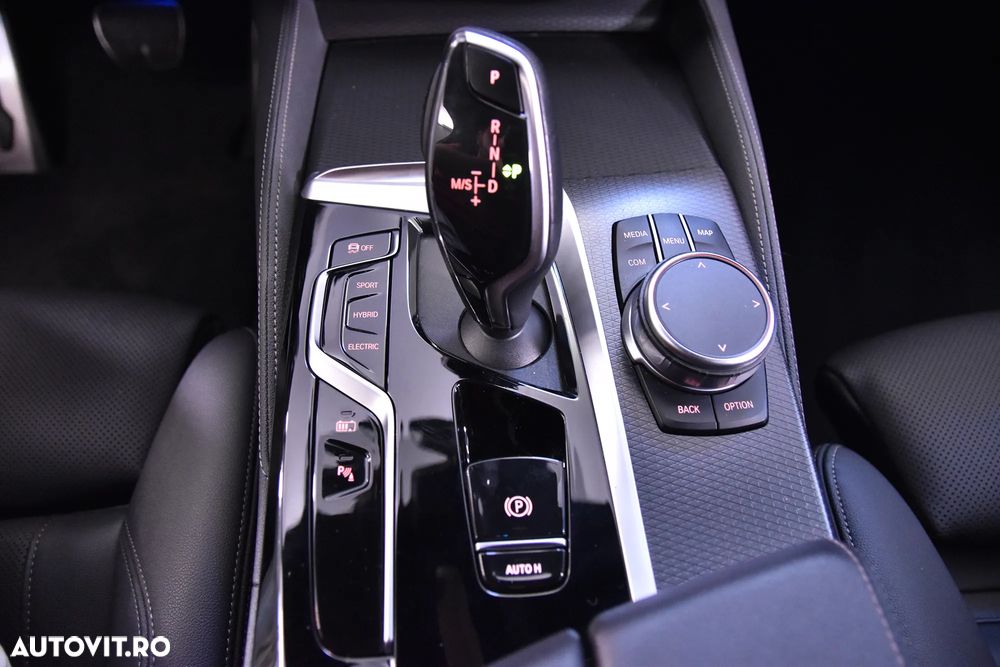 BMW Seria 5 530e xDrive Aut. M Sport Edition - 17