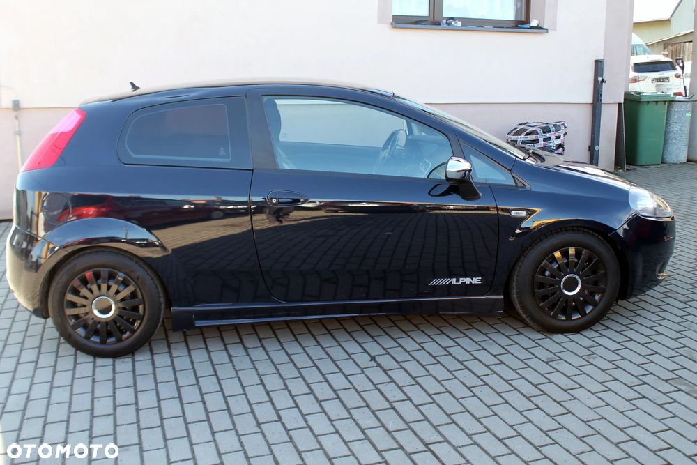 Fiat Punto 1.4 16V Dynamic - 7