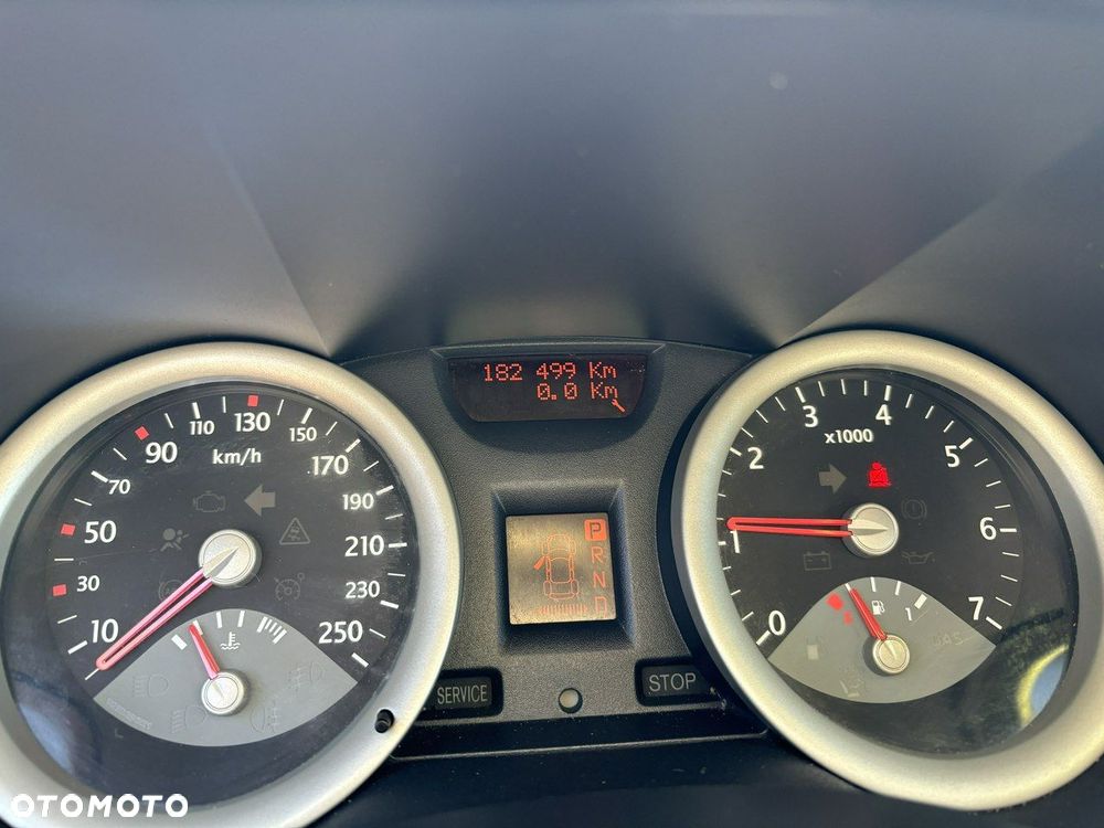 Renault Megane 2.0 Dynamique - 17