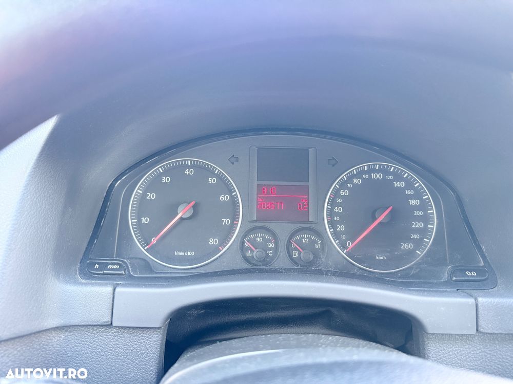 Volkswagen Golf 1.6 Comfortline - 18