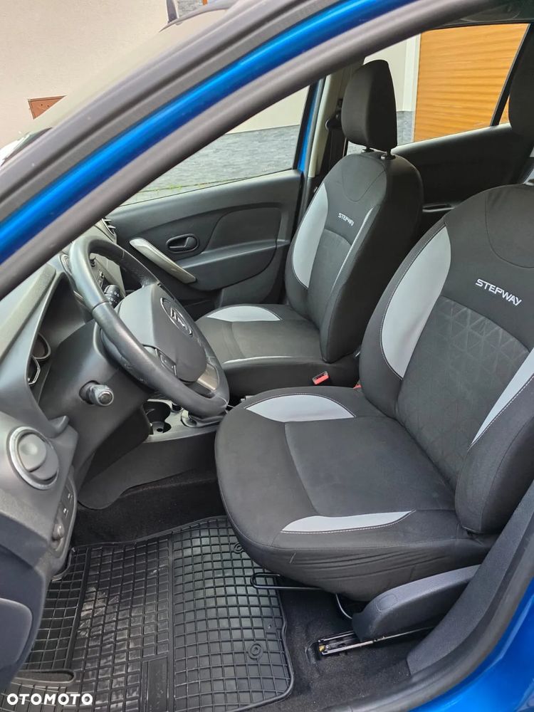 Dacia Sandero TCe 90 Laureate - 11