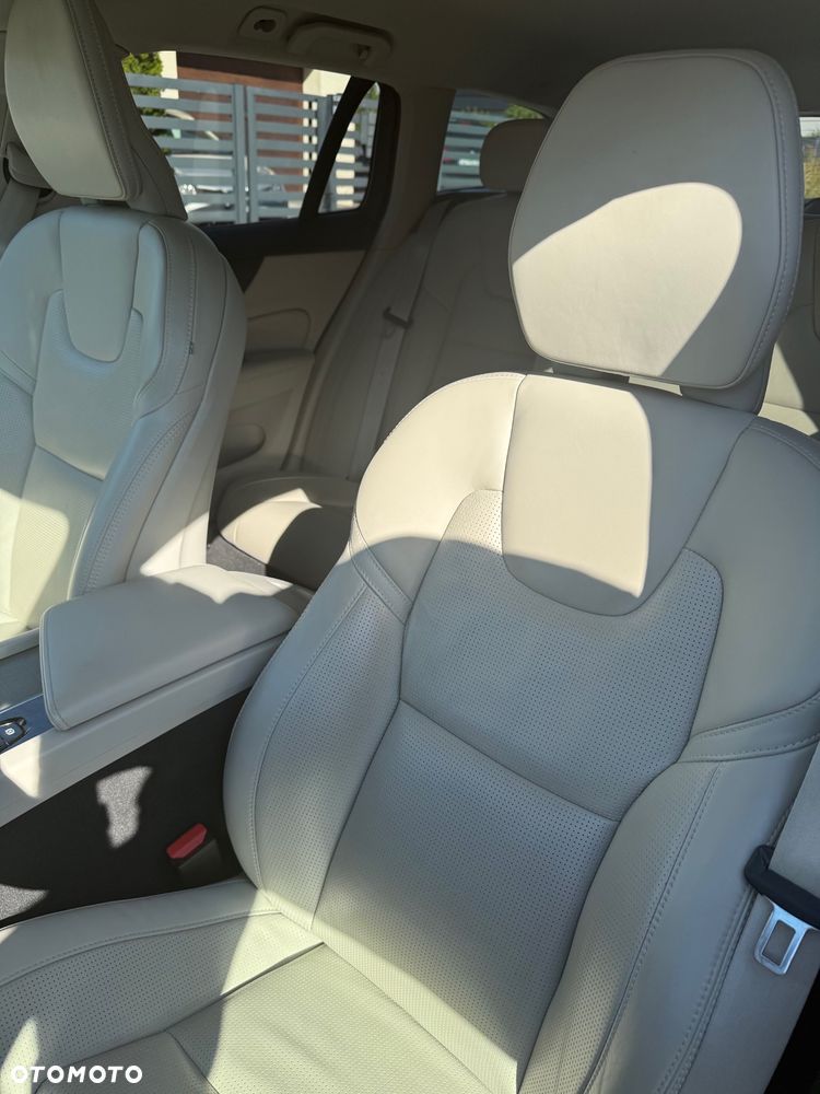 Volvo V60 - 25