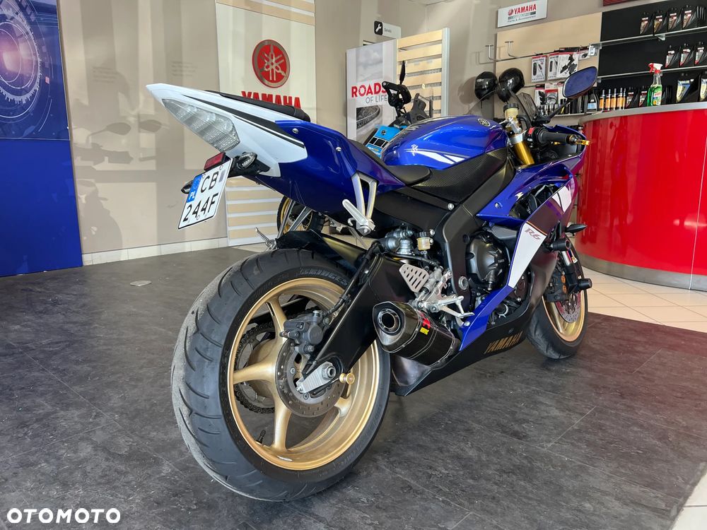 Yamaha R6 - 15
